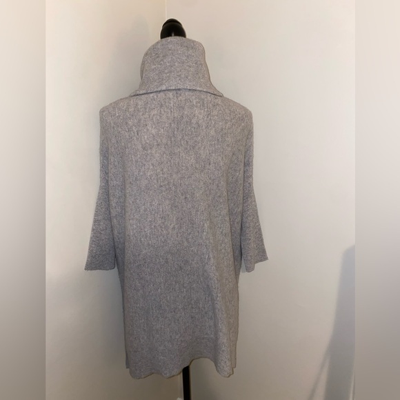 Antonio Melani 100% Cashmere Turtleneck Sweater - Picture 4 of 11